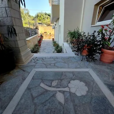 Eleni'S Apartments Igoumenitsa - Γκαρσονιέρα 2Ου Ορόφου Επιπλωμένη, Εξοπλισμένη Exteriér fotografie