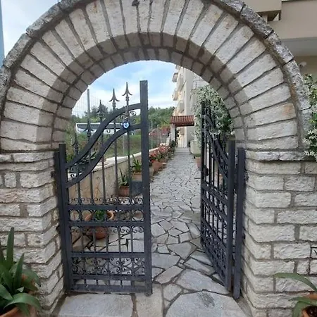 Eleni'S Apartments Igoumenitsa - Γκαρσονιέρα 2Ου Ορόφου Επιπλωμένη, Εξοπλισμένη Exteriér fotografie