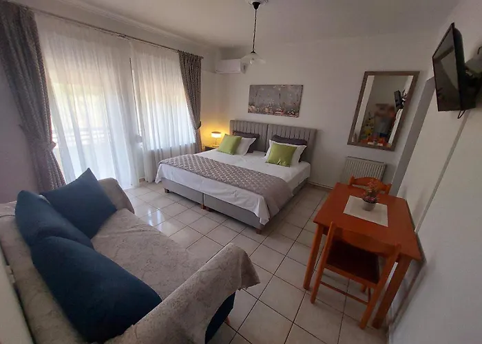 Eleni\'S Apartments Igoumenitsa - Γκαρσονιέρα 2Ου Ορόφου Επιπλωμένη, Εξοπλισμένη